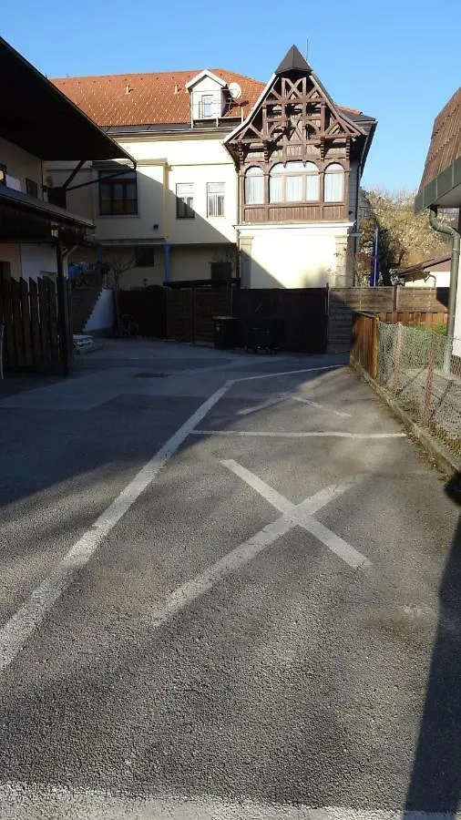 Apartment Apartma Nadja With Private Parking Laibach